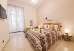 LA GIOIOSA NAPLES INN